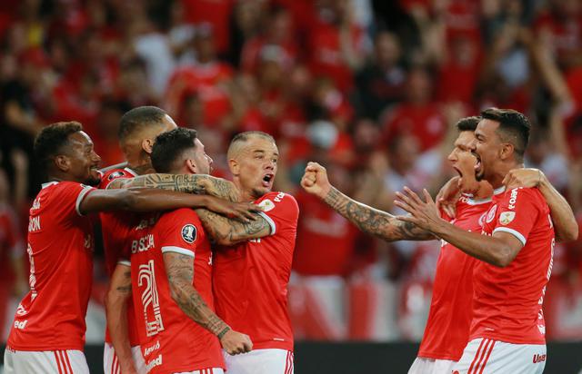 Internacional vs. U. de Chile: con Paolo Guerrero, las mejores postales del partido de Copa Libertadores. (Foto: Agencias)