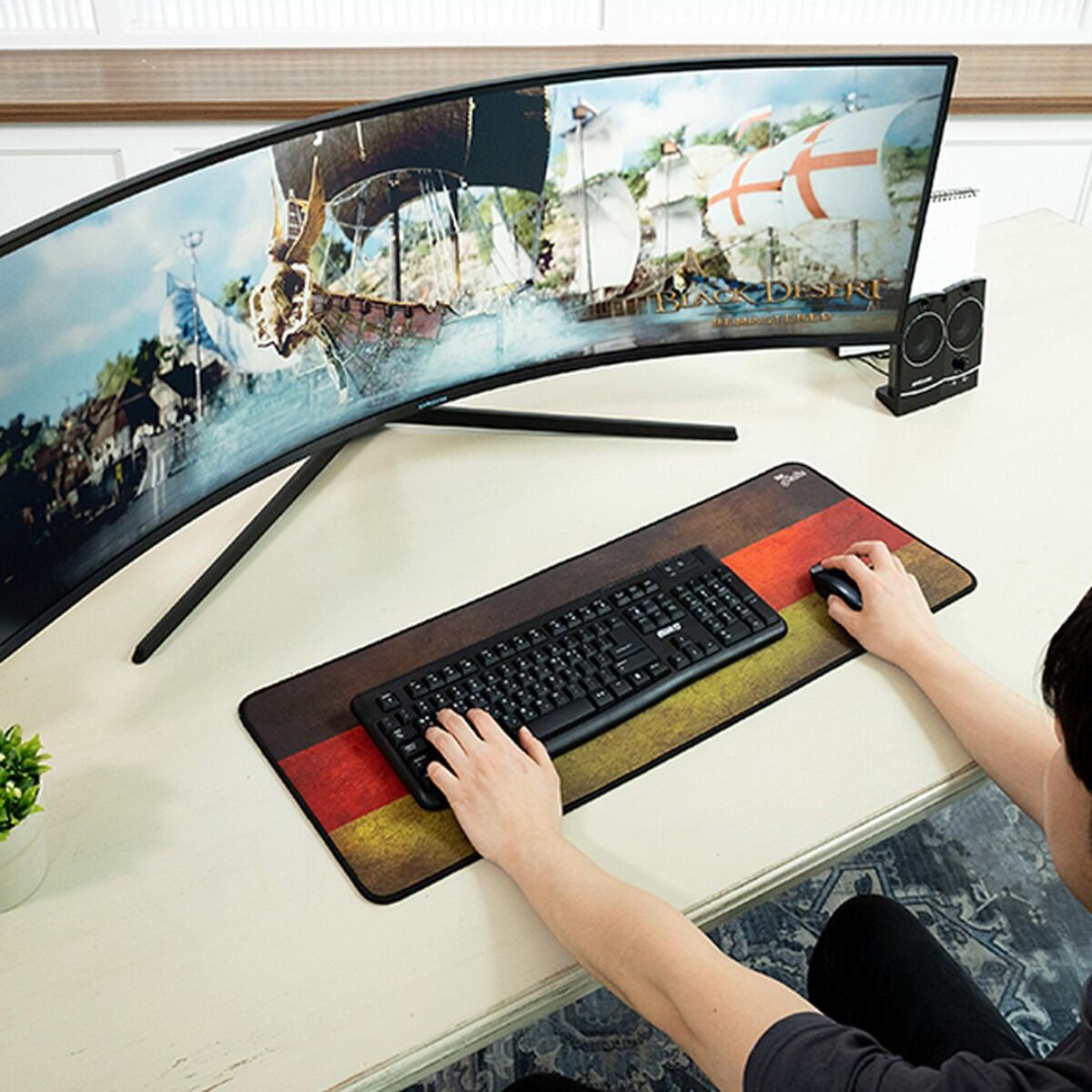 Samsung lanza el Odyssey G9, el monitor curvo para juegos con el mayor  rendimiento del mundo – Samsung Newsroom Latinoamérica