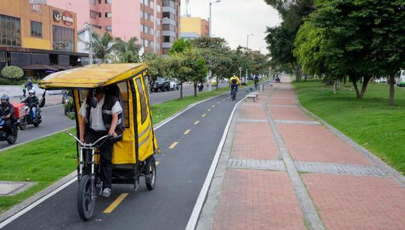 Colombia: Bicitaxis a motor invaden las ciclovías de Bogotá. (Foto: El Tiempo)