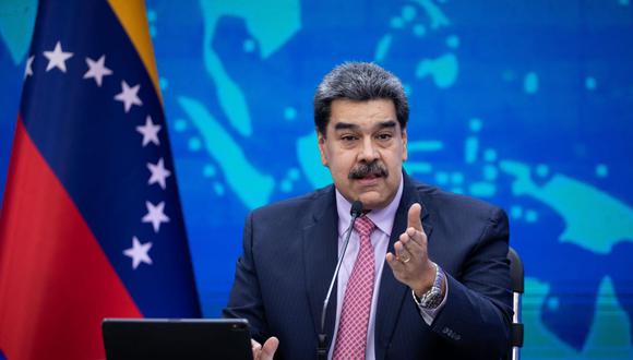"Nuestro enfoque respecto a Nicolás Maduro no ha cambiado. Él no es el líder legítimo de Venezuela", declaró a la prensa el portavoz del Departamento de Estado, Ned Price.