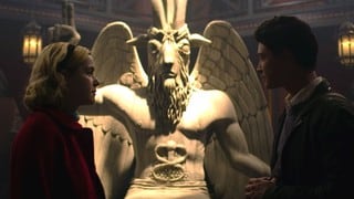 "Sabrina": colectivo satánico quiere demandar a Netflix por "copiar" su estatua de Baphomet