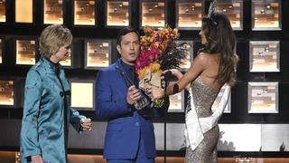 People's Choice Awards parodió error del Miss Universo [VIDEO]