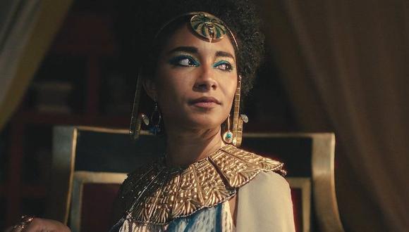 "La reina Cleopatra" presenta a la actriz británica Adele James como la gobernante egipcia. (Netflix).