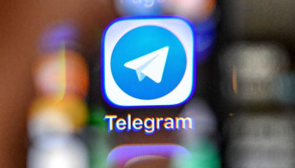La popular aplicación de mensajería Telegram en la pantalla de un teléfono inteligente. (Foto: Yuri KADOBNOV / AFP)