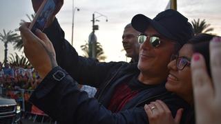 Alejandro Sanz llegó al Perú y tuvo un emotivo encuentro con sus fans | FOTOS 