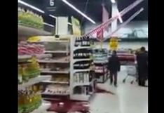 YouTube: sujeto roba vino durante terremoto en Chile | VIDEO