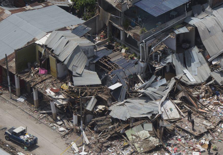 Ecuador: El desastre que dejó el terremoto visto desde el aire - 1
