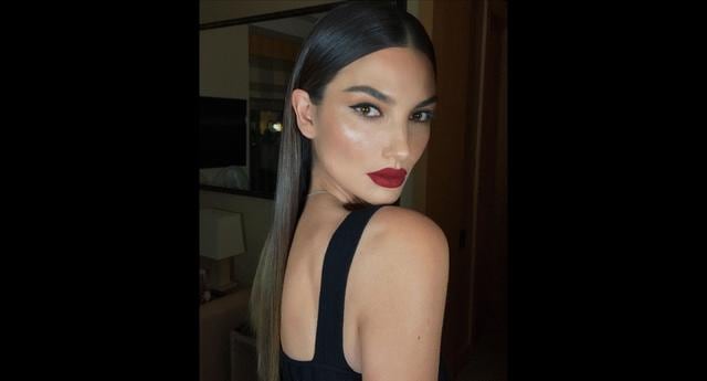 Cabello liso: si no quieres arriesgarte con un peinado novedoso y extravagante, pues elige uno completamente liso. (Foto: @harryjoshhair)