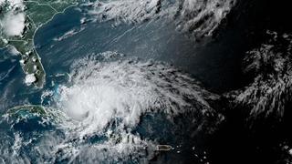 Trump aprueba declaración de emergencia para la costa de Florida por el huracán Isaías