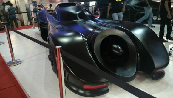 Batman: Un batimóvil creado desde un Mercedes