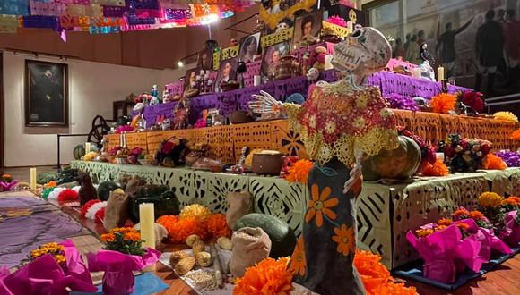 "El Altar del Bicentenario" es un homenaje a los libertadores mexicanos y peruanos protagonistas de la independencia de sus países. (Foto: Facebook Museo Nacional de Arqueología, Antropología e Historia del Perú)