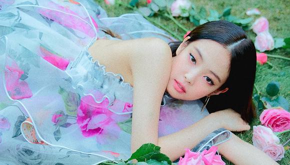 Jennie de BLACKPINK inició recientemente sus actividades en solitario con su single "SOLO". (Fuente: Facebook).