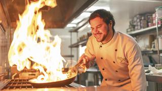 Santiago Santolalla, el chef peruano que la rompe en Colombia con sus recetas veganas