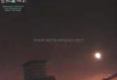 YouTube: meteorito 5 veces más brillante que Luna llena cae en...