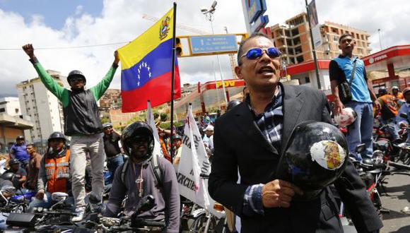 Hasta los delincuentes salen a marchar contra Maduro