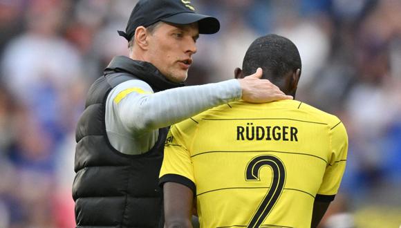 Antonio Rudiger se va de Chelsea, confirmó Thomas Tuchel. (Foto: AFP)