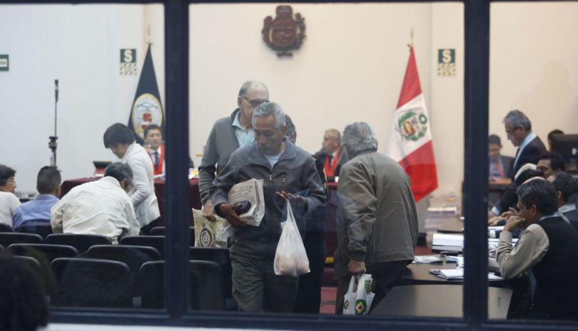 Abimael Guzmán y la cúpula de Sendero Luminoso fueron expulsados de la audiencia realizada en la Base Naval del Callao por el Caso Tarata.  (Foto: Hugo Pérez / El Comercio)