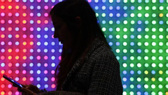 TCL Communication presentará los primeros productos del concepto DragonHinge esta semana en el Mobile World Congress 2019. (Foto: AP)