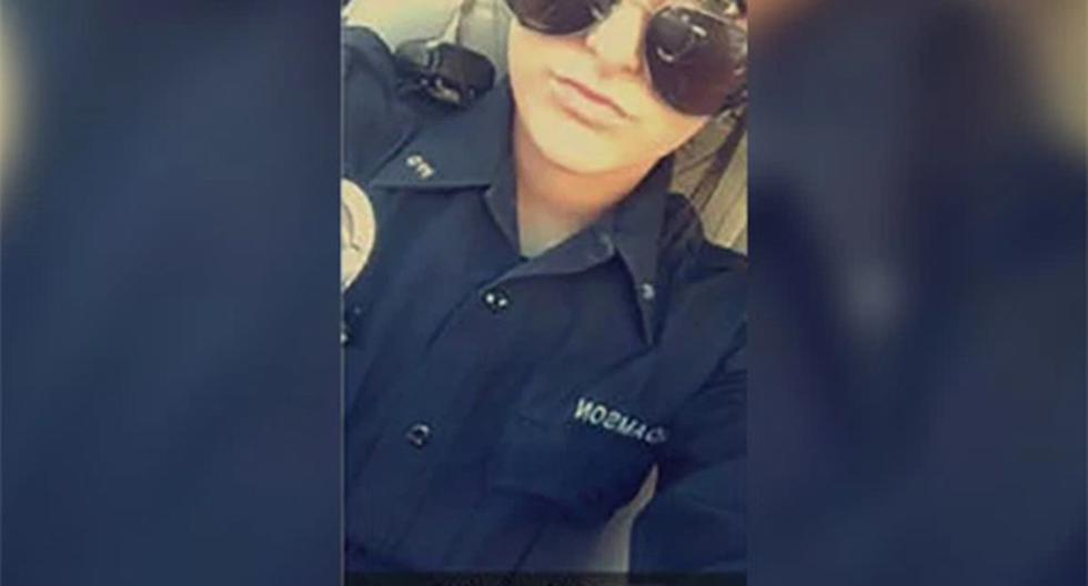 Melissa Adamson fue despedida como agente de la policía en USA por publicar esta foto en Snapchat acompañada de una leyenda racista. (Foto: Snapchat)