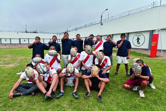 Practicando el deporte, los integrantes de la selección de rugby de Maranguita han encontrado una manera de canalizar su energía y sentirse orgullosos de sus logros, a pesar de estar recluidos a temprana edad. (Foto: Luis Miranda)