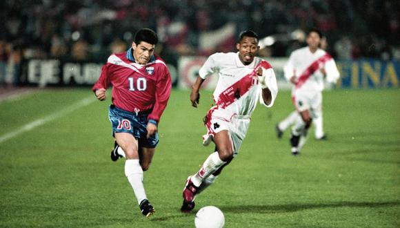 Octubre de 1997, partido en Santiago entre las selecciones de Perú y Chile por las eliminatorias Francia 1998.