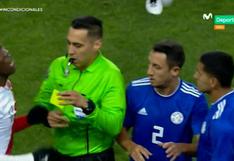 Perú vs. Paraguay: Luis Advíncula casi se va a las manos con rival y vio tarjeta amarilla | VIDEO