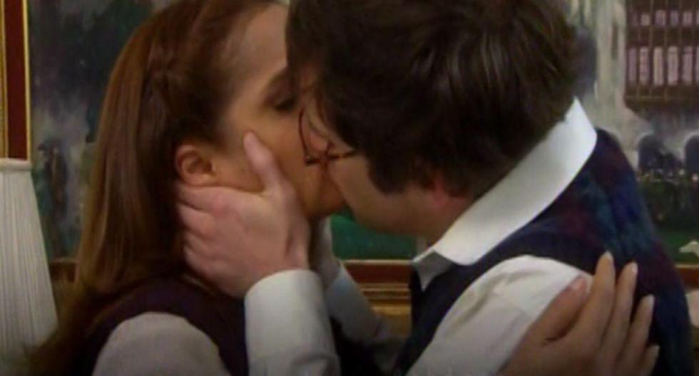 De Vuelta Al Barrio: Dante y Ana se dan apasionado beso y así sellan su amor. (Foto: Video)
