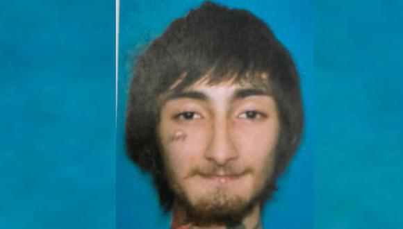 Las autoridades identifican al autor de tiroteo de Illinois como Robert Crimo, de 22 años.