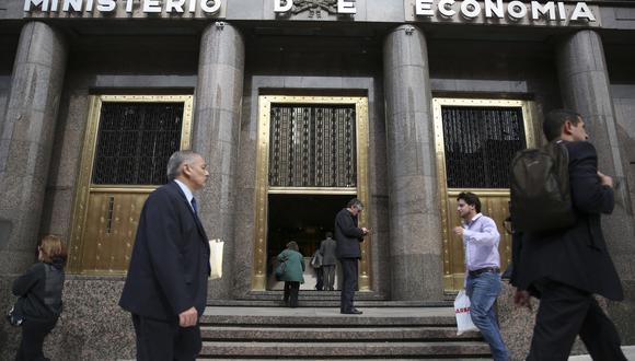 El miércoles, una misión del Fondo Monetario Internacional (FMI) llegó a Buenos Aires para sus primeras conversaciones formales con la administración de Alberto Fernández. (Foto: EFE/DAVID FERNÁNDEZ)