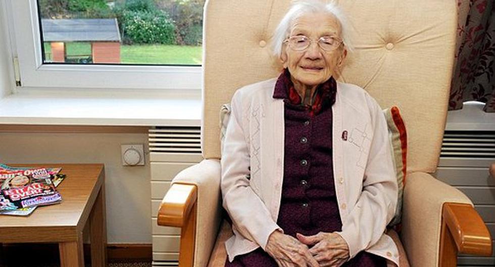Esta anciana cuenta el secreto de su longevidad. (Foto: Dailymail)