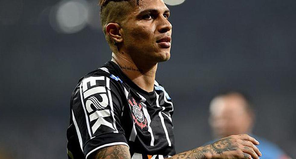 Paolo Guerrero hace un anuncio en Corinthians. (Foto: Getty Images)