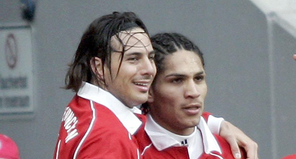 Claudio Pizarro y Paolo Guerrero se conocen y jugaron juntos en Alemania. (Foto: Getty Images)