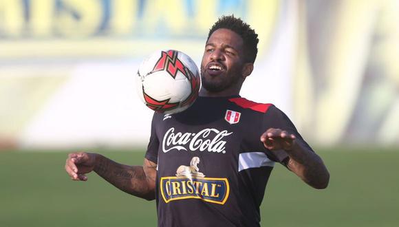 Jefferson Farfán se robó toda la atención en los entrenamientos. (Foto: FPF)