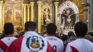 Perú vs. Colombia: hinchas rezaron ante Señor de los Milagros por la selección