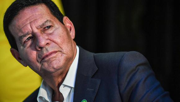 Durante la campaña, Hamilton Mourao coleccionó un historial de polémicas que incomodaron hasta al propio Jair Bolsonaro. (AFP)