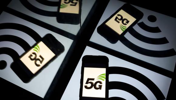 A nivel mundial hay una gran cantidad de equipos compatibles con la tecnología 5G. Sin embargo, no todos los equipos móviles disponibles en el Perú tienen la capacidad de captar la red de quinta generación. (Foto: AFP)