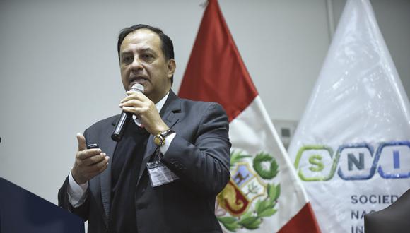 Edwin Chávez, CEO de Siemens Perú