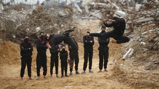 Palestinos ninja muestran sus habilidades en la Franja de Gaza