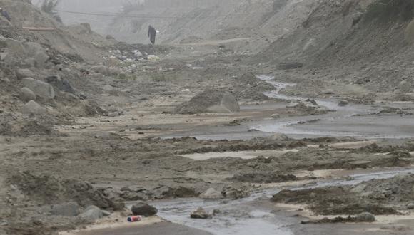 La quebrada del Huaycoloro es habitada por decenas de familias que aun sufren los estragos de El Niño costero. (Foto: Dante Piaggio / El Comercio)
