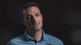 Scaloni no contuvo las lágrimas al hablar de Argentina: “Esta selección juega para la gente”