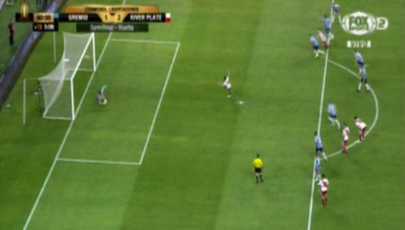 River Plate vs. Gremio: 'Pity' Martínez anotó 2-1 de penal por Libertadores | VIDEO. (Video: FOX Sports 2 / Foto: Captura de pantalla)