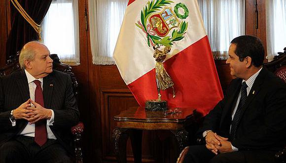 Pedro Cateriano y Luis Iberico se reúnen hoy en el Congreso