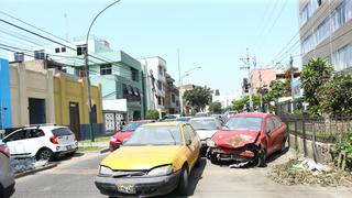 Así lucen alrededores de comisarías por falta de depósitos vehiculares | FOTOS