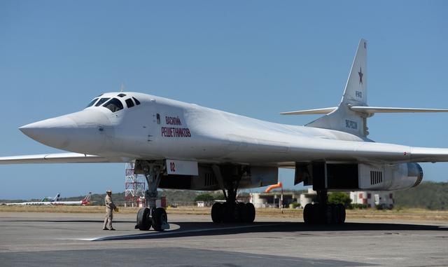 Dos bombarderos nucleares rusos Tu-160 aterrizan en Venezuela. (AFP).