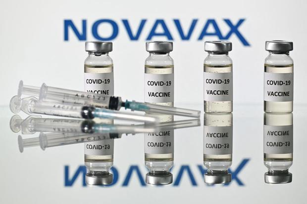 Novavax says its COVID-19 vaccine is more than 90% effective, even against variants.  (Photo: JUSTIN TALLIS / AFP).