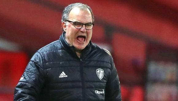 Marceo Bielsa así reaccionó tras goleada ante Manchester United (Foto: AFP)