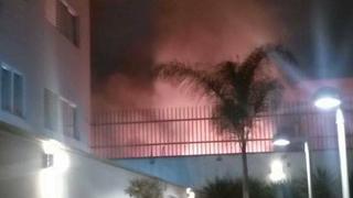 Surquillo: incendio consumió local de la Av. Tomás Marsano