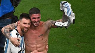 Messi y De Paul, una amistad de mate, truco y la Copa del Mundo para Argentina