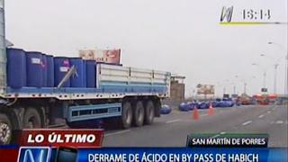 SMP: camión derramó 16 barriles con líquido tóxico en Habich