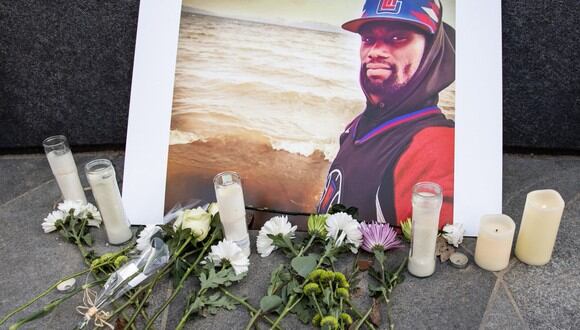 Muchas personas se han solidarizado con la familia de Tyre Nichols (Foto: AFP)